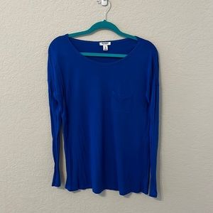 Blue Old Navy shirt